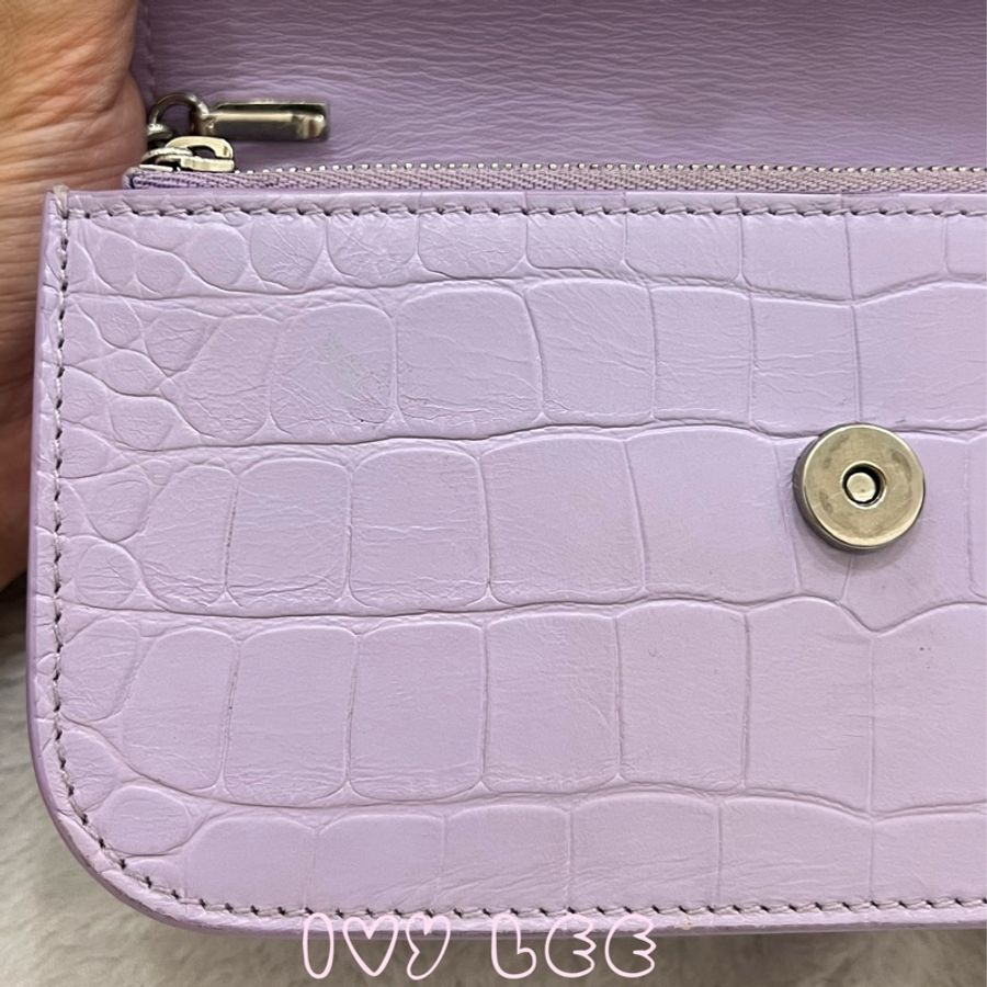 BALENCIAGA 688894 WOC 銀扣肩背包 斜背包 薰衣草紫鱷魚壓紋小牛皮 二手精品-27
