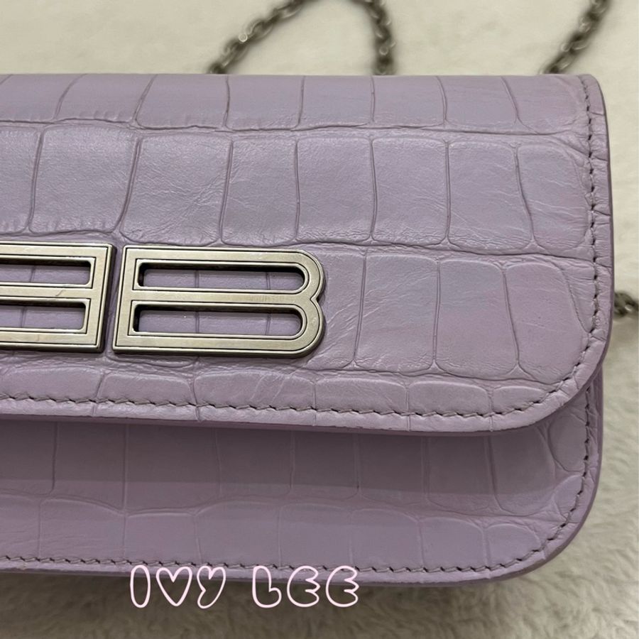 BALENCIAGA 688894 WOC 銀扣肩背包 斜背包 薰衣草紫鱷魚壓紋小牛皮 二手精品-29