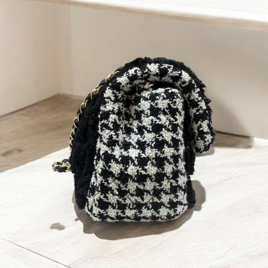 CHANEL 千鳥格黑色毛呢小方胖/30開-1
