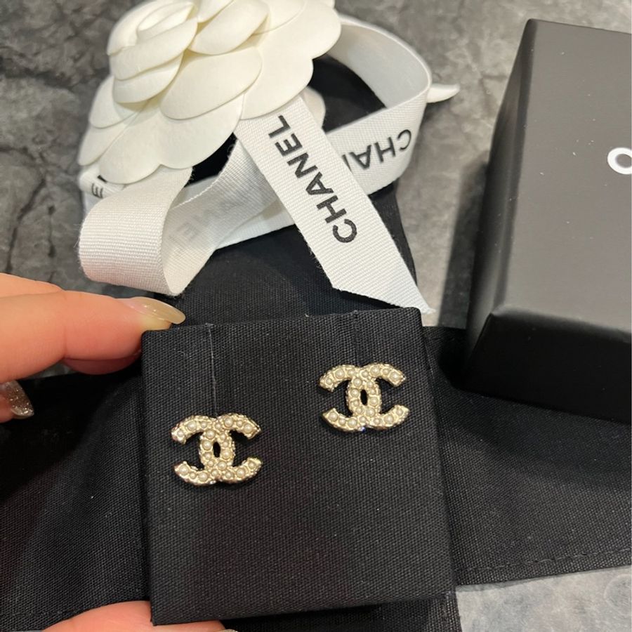 Chanel 香奈兒 經典珍珠雙c耳環-1