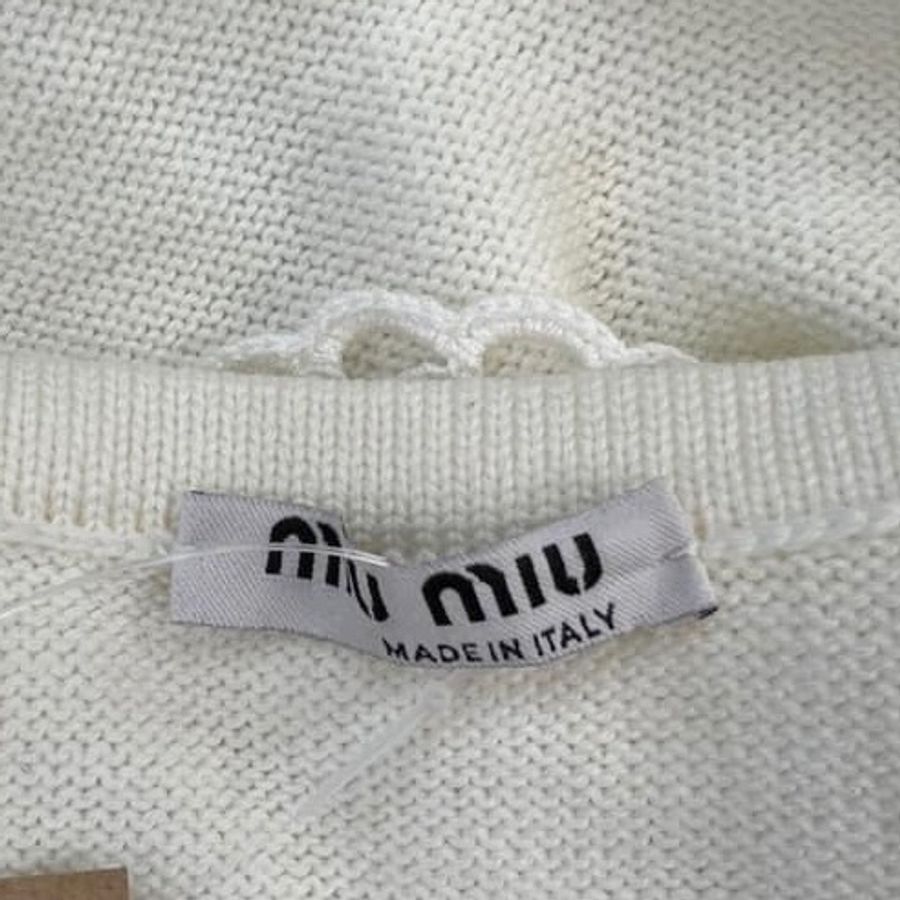 Miu Miu 甜美米白純羊毛cardigan-6