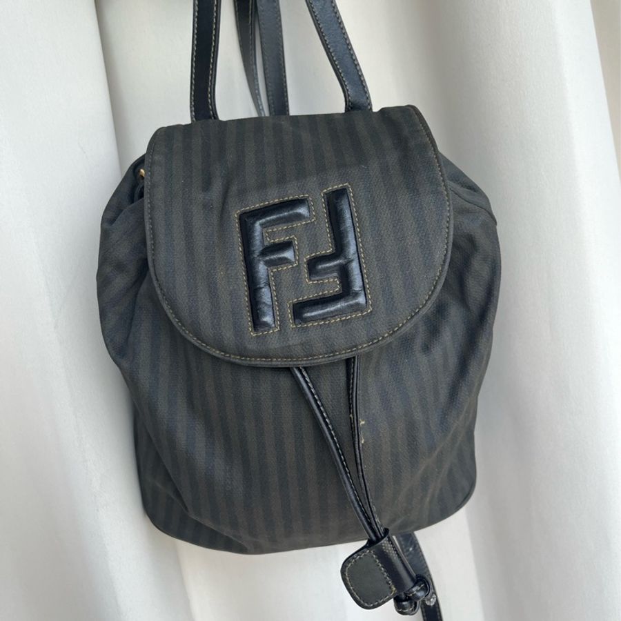 （超便宜🥰）FENDI 後背包🎒-2