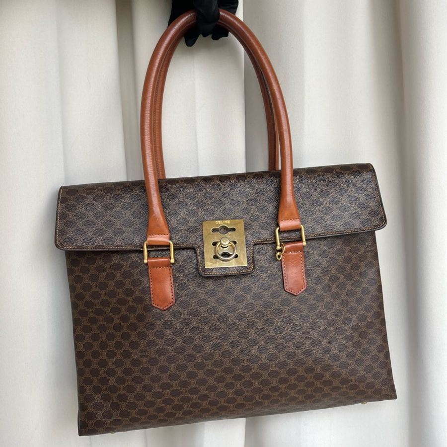Celine 經典老花 特殊鎖扣 肩背包 單肩包 手提包-22