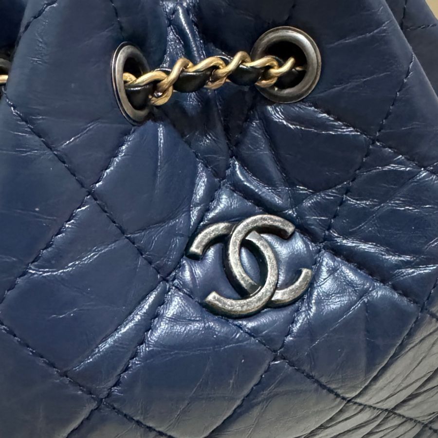Chanel藍黑雙肩包95新✨-16