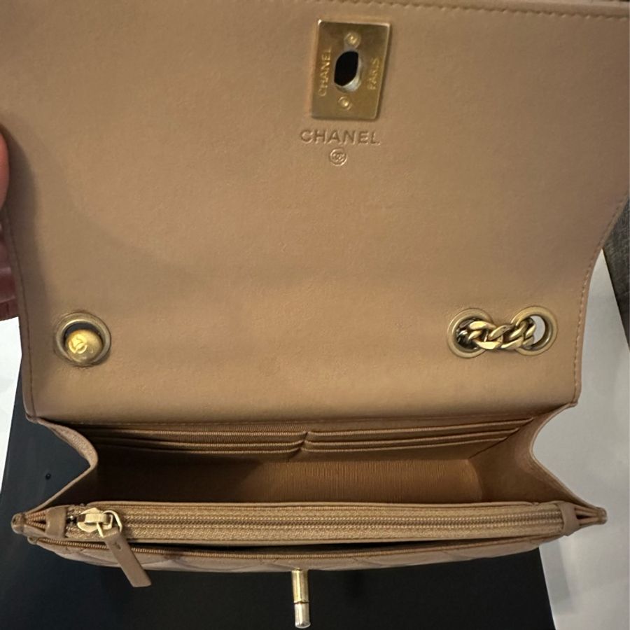 Chanel 奶茶色調節扣WOC-17
