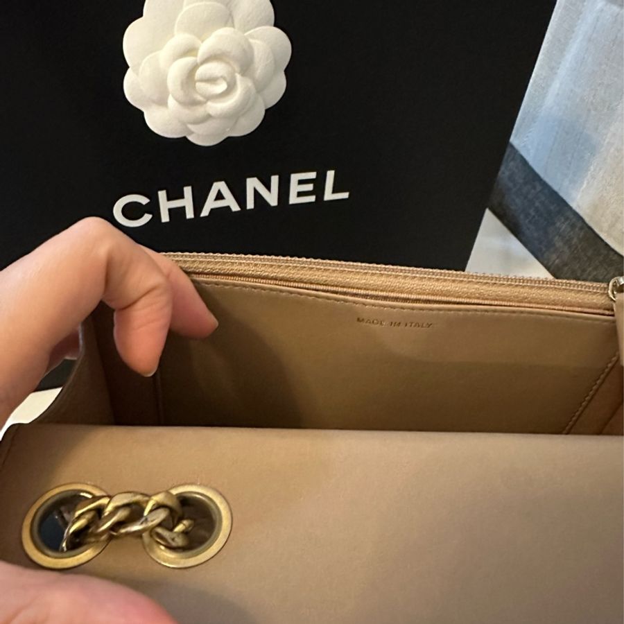Chanel 奶茶色調節扣WOC-21