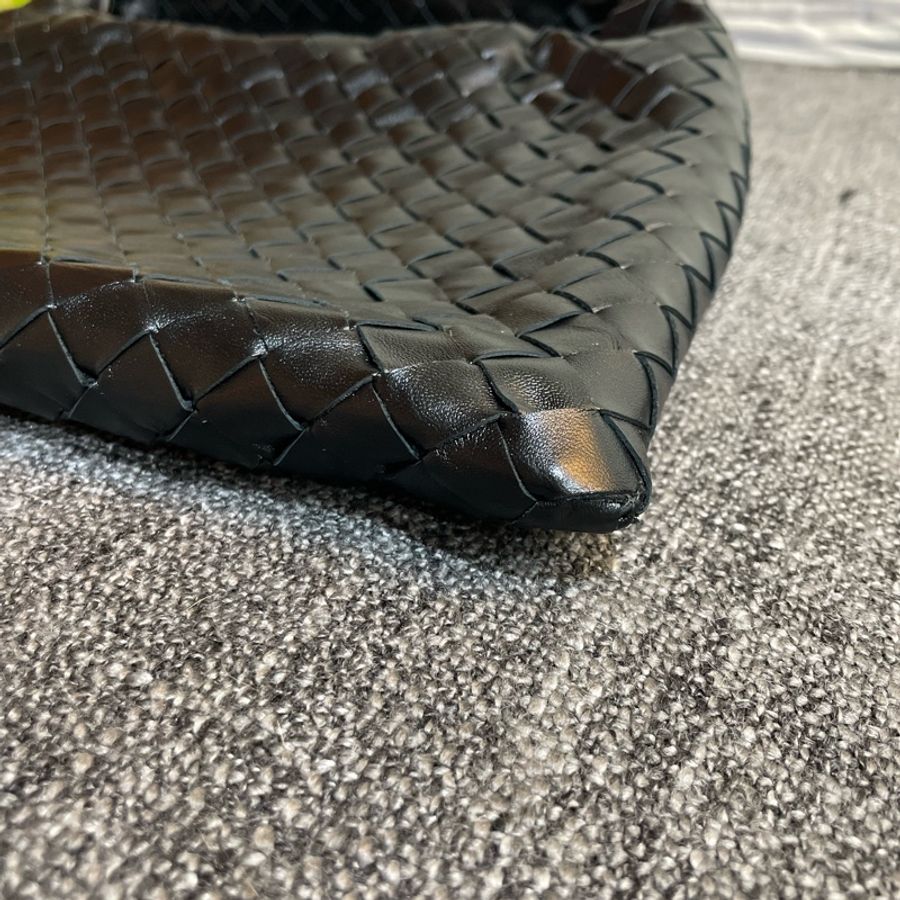BV BOTTEGA VENETA Small Hop 小牛皮編織肩背/手提包(黑色)-6