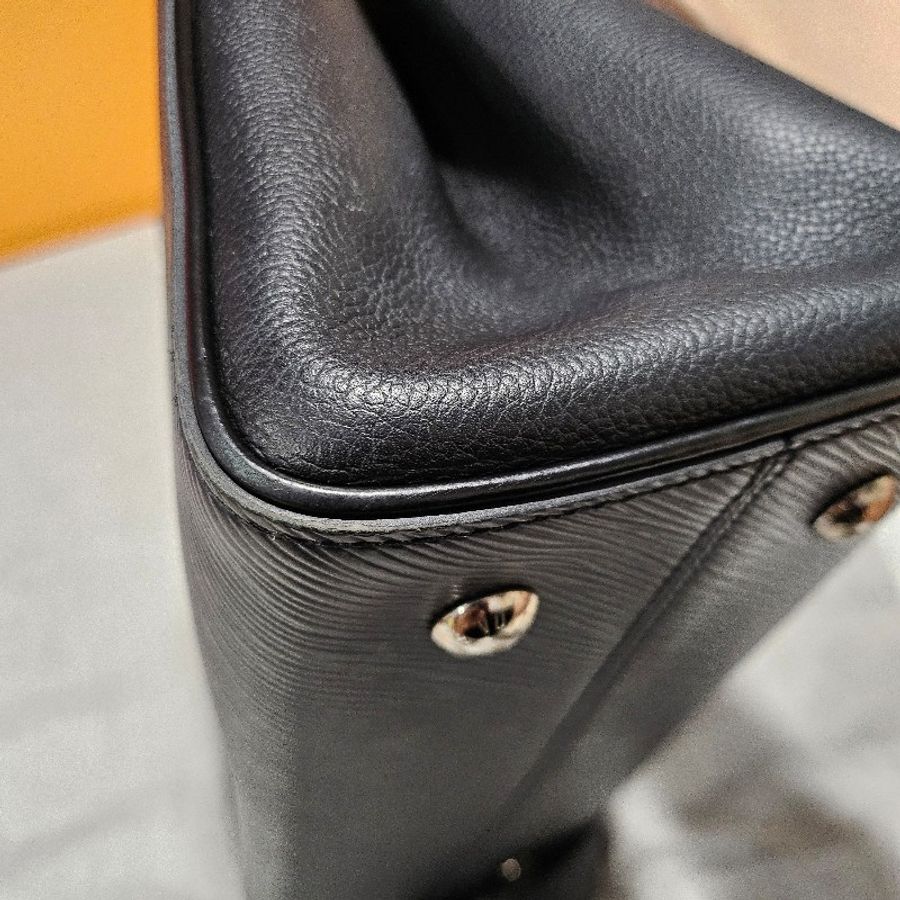 Louis Vuitton Grenelle MM 
M57685-25
