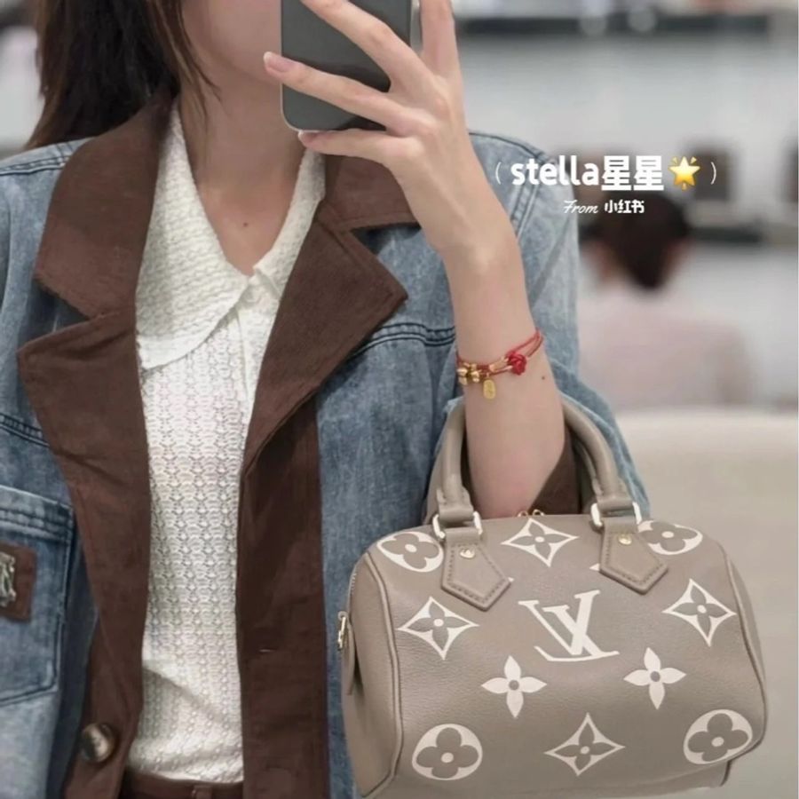 LV M46575經典Speedy Bandoulière 20 Empreinte皮革手提/斜背包(斑鳩灰色/ 奶油色)-3