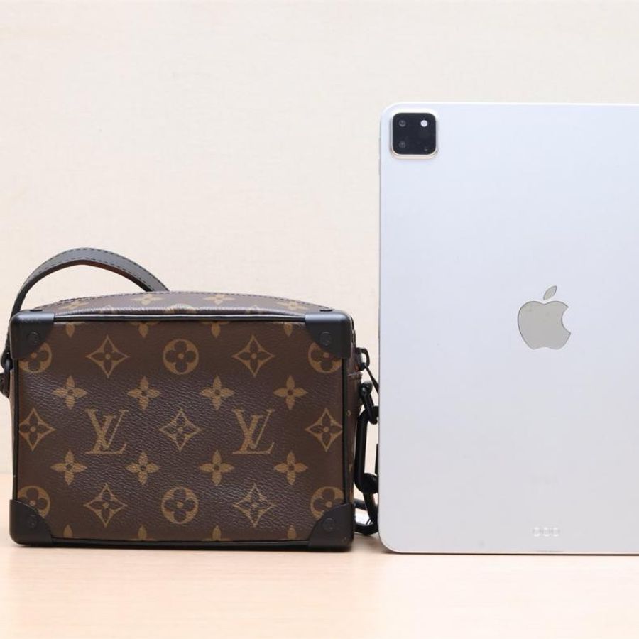 LOUIS VUITTON(路易威登) Soft Trunk 軟盒子包 迷你 18.5 老花 PVC 稻草人-2