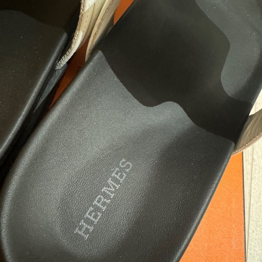Hermes Empire 涼鞋 白x 玫瑰金kelly扣-7
