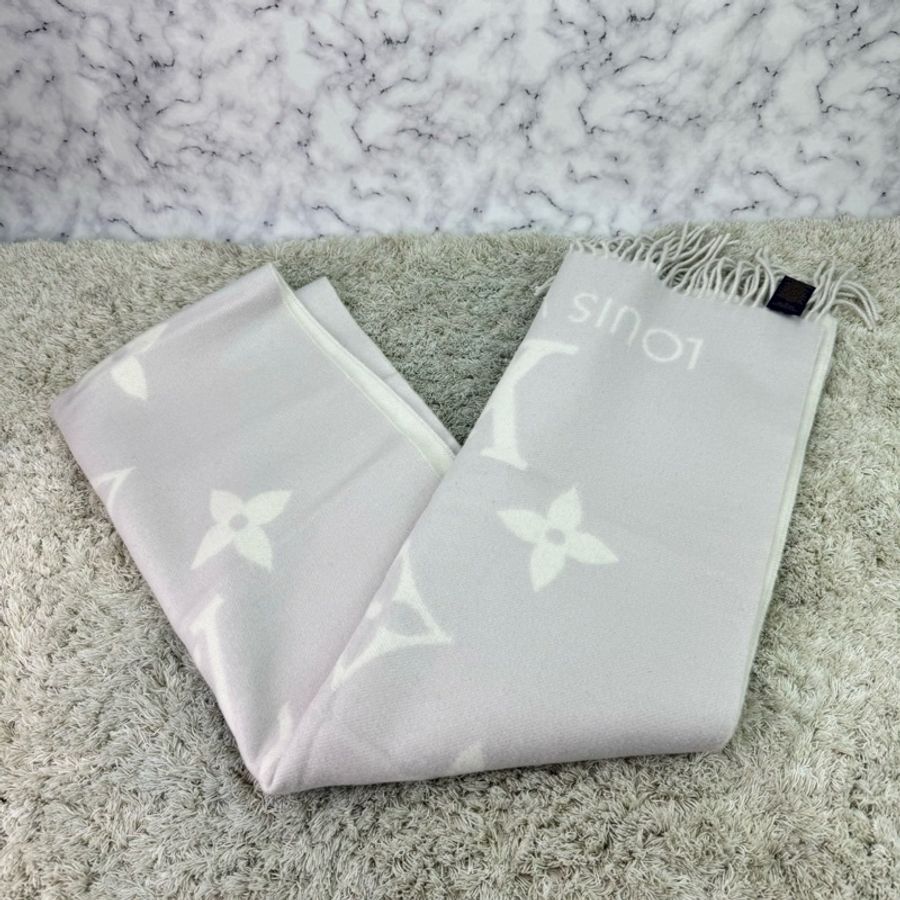 LV M78909 Reykjavik系列Monogram織花羊絨雙面針織圍巾 灰褐色-14