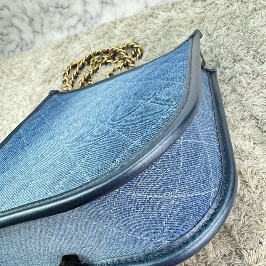 香奈兒 CHANEL 24S 水洗漸變牛仔菱格伊芙琳hobo包 馬鞍鏈條斜背 托特包-14