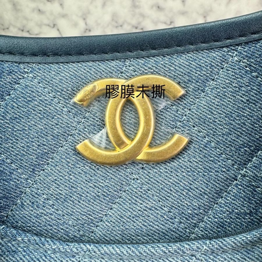 香奈兒 CHANEL 24S 水洗漸變牛仔菱格伊芙琳hobo包 馬鞍鏈條斜背 托特包-18
