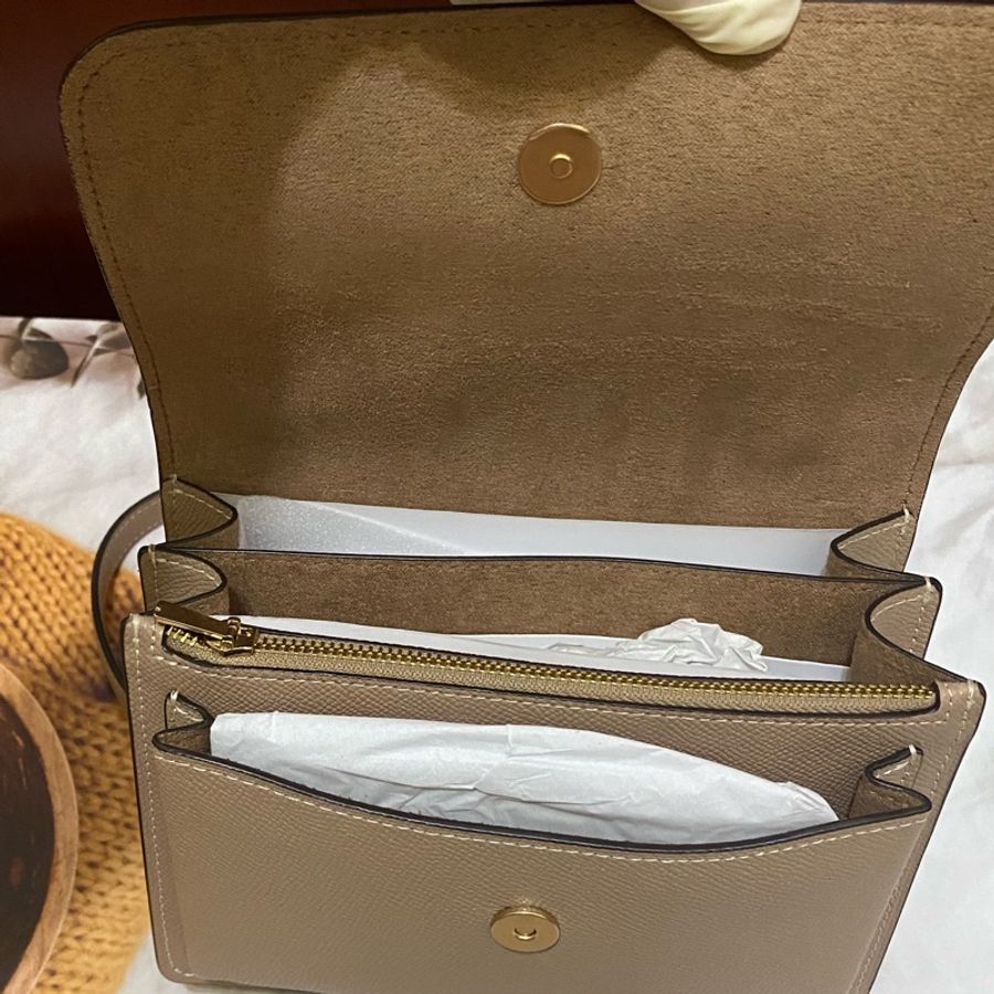 【COACH】奶茶色防刮全皮內雙層鍊帶方型斜背包/風琴包/翻蓋包 (迷你小款)-24