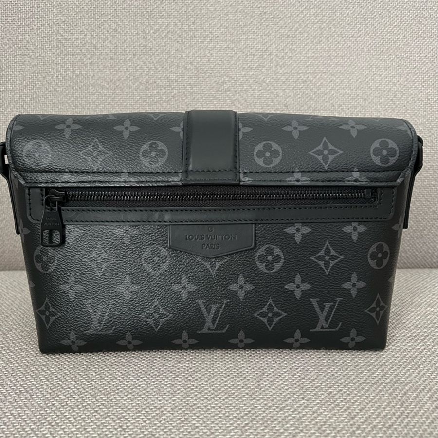 LV M46794 郵差包 男包-2