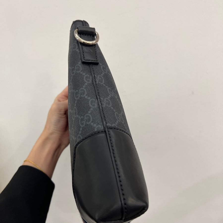 Gucci 黑灰PVC黑牛皮一字拉手挽袋手拿包-3