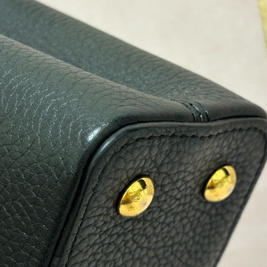 Lv mini Capucines 黑色牛皮-4
