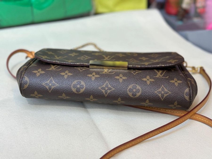 LV 老花 掀蓋式 麻將包 腋下包 晚宴包 斜背包 割愛33800超甜。favorite m40718 85新 熱門包🤎 #附防塵套、-5
