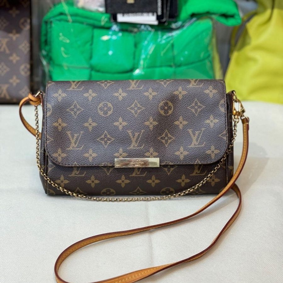 LV 老花 掀蓋式 麻將包 腋下包 晚宴包 斜背包 割愛33800超甜。favorite m40718 85新 熱門包🤎 #附防塵套、-6