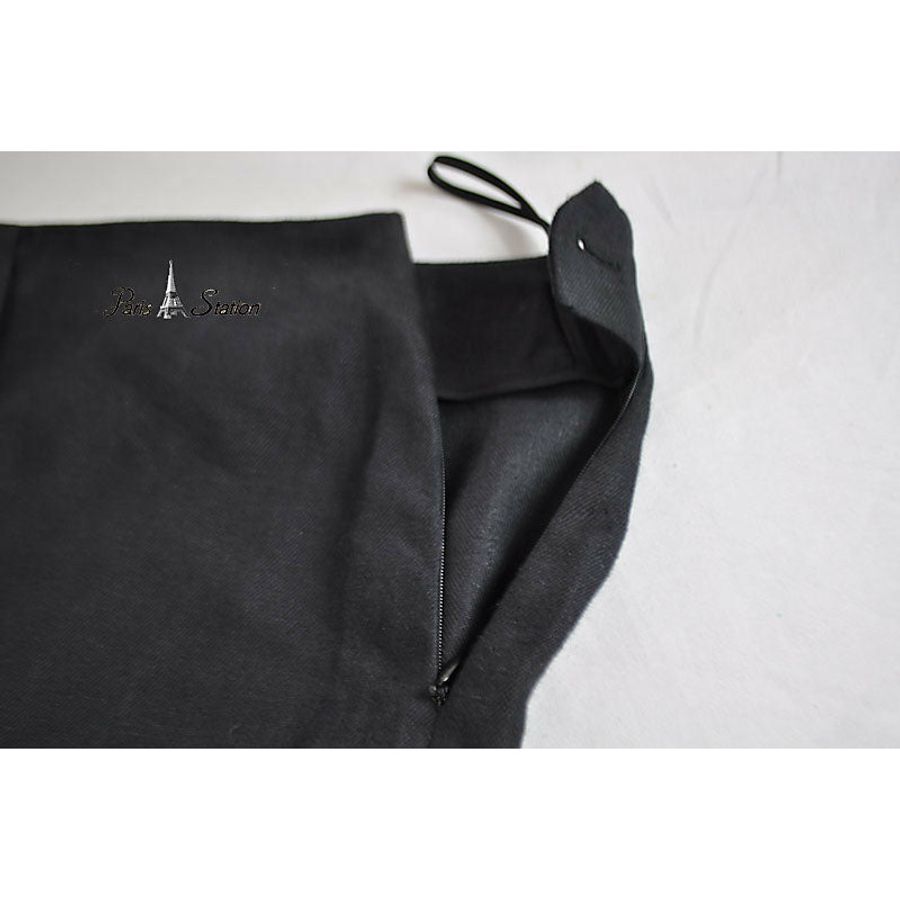 New Hermes Women's Black Skirt Size 34-6