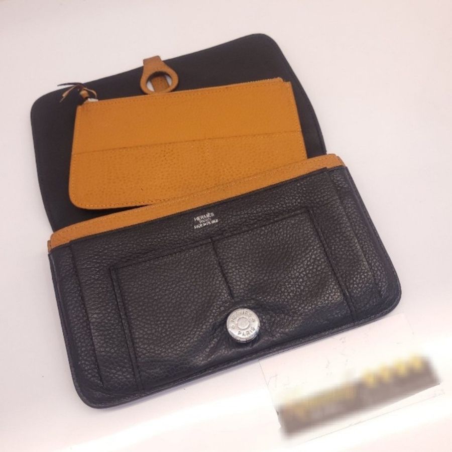 HERMES 愛馬仕Dogon DUO Wallet 多功能長夾/護照夾
(黑色/銀扣/橘色)-3