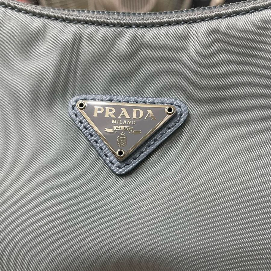 Re-Nylon Prada Re-Edition 2000 迷你袋-17