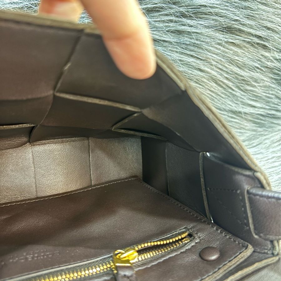 BOTTEGA VENETA BV 578004 3X5 CASSETTE 深棕色羊皮大編織 相機包-28