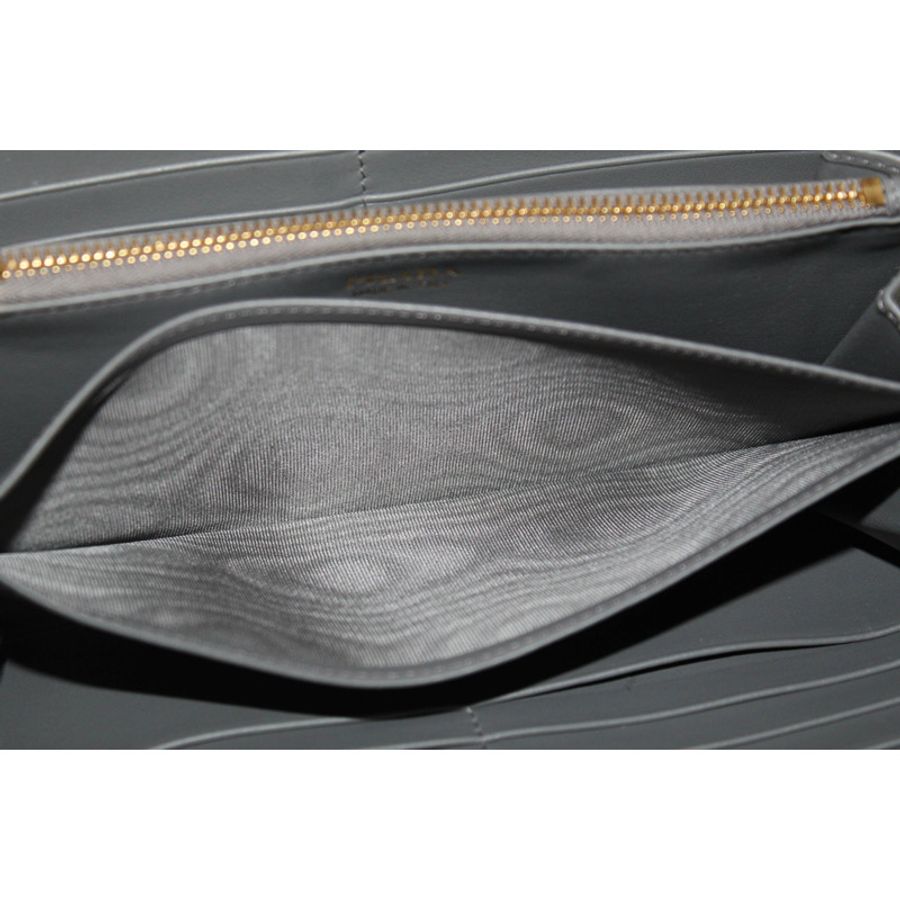 Prada Grey Women's Bow Detail Continental Leather Wallet-14