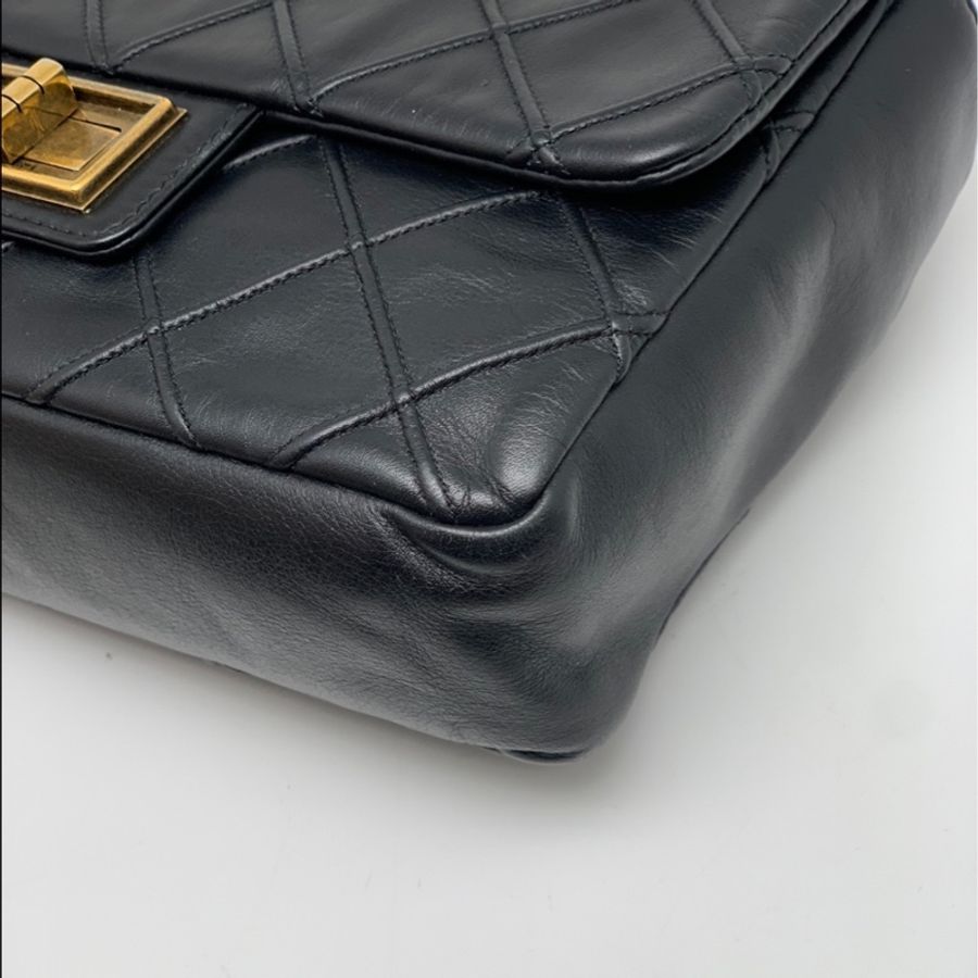 Chanel 2.55 黑金菱格鏈條包-4