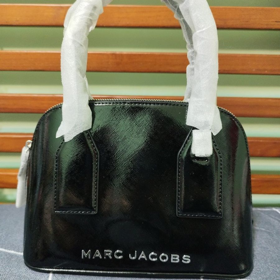 MJ Marc Jacobs 漆皮貝殼包/保齡球包 黑色 全新(限時血賠價10/10結束下架)-9