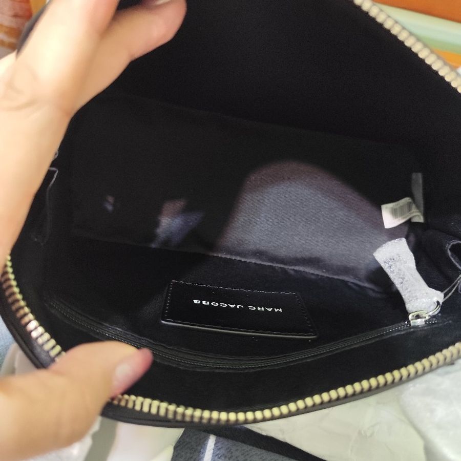 MJ Marc Jacobs 漆皮貝殼包/保齡球包 黑色 全新(限時血賠價10/10結束下架)-12
