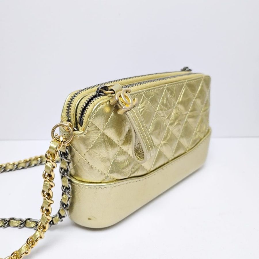 Chanel Clutch with Chain-4