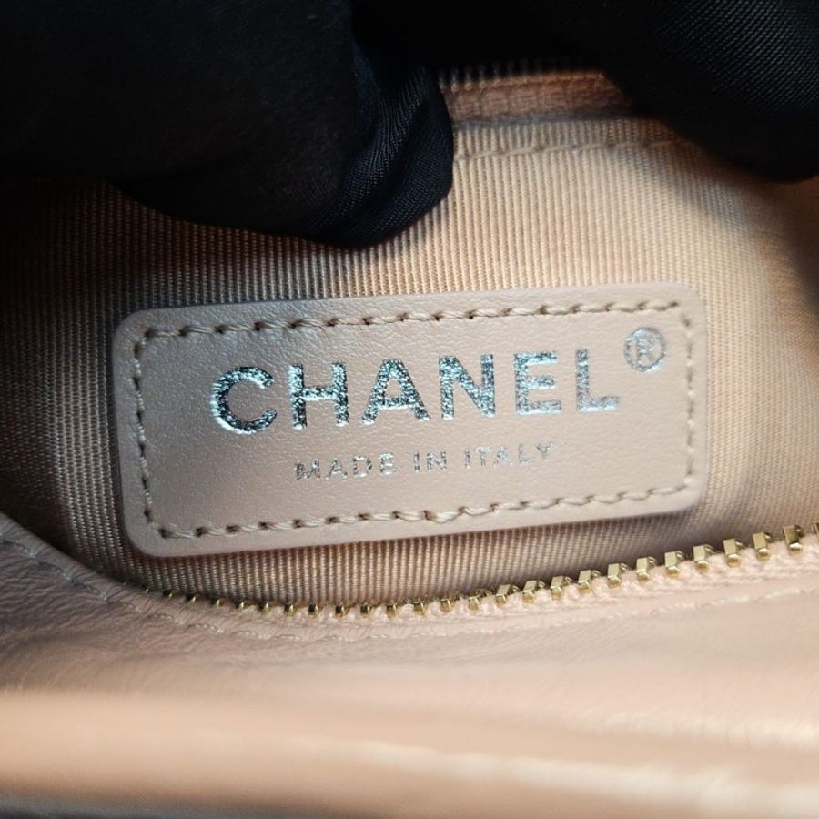 Chanel Gabrielle Small Hobo Bag小號流浪包-14