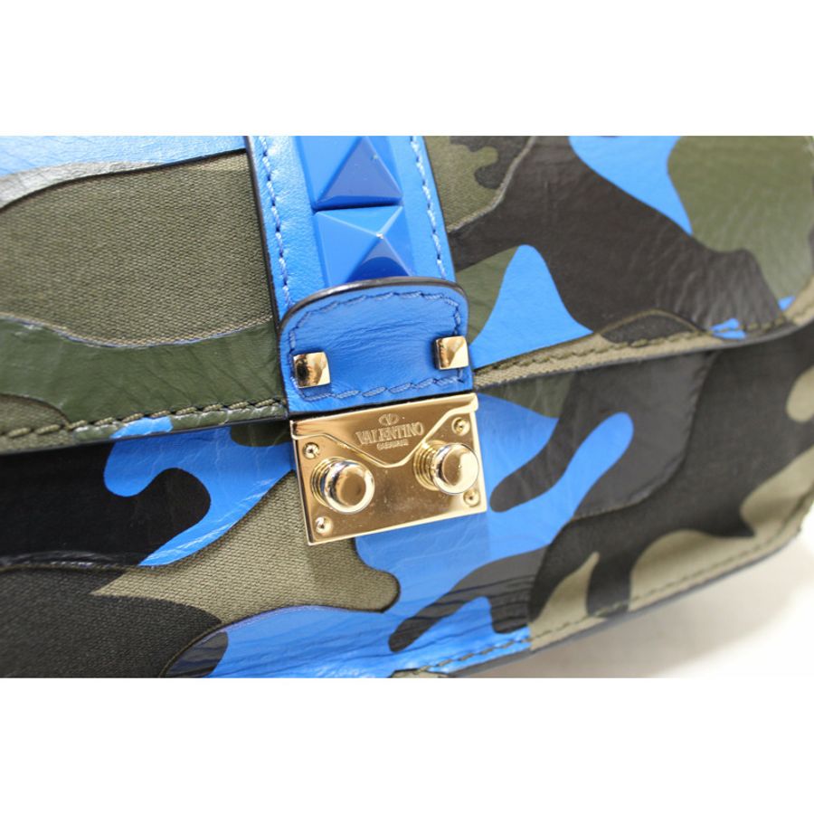 Valentino Garavani Blue Nappa Canvas Camouflage Medium Glam Lock Rockstud Flap-8