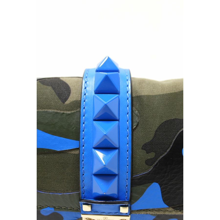 Valentino Garavani Blue Nappa Canvas Camouflage Medium Glam Lock Rockstud Flap-9