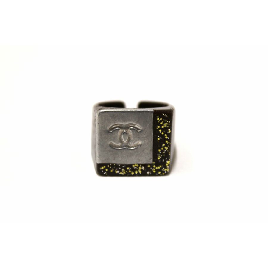 Vintage Chanel Brown Spackles CC Square Plastic Open Ring Size 6-0