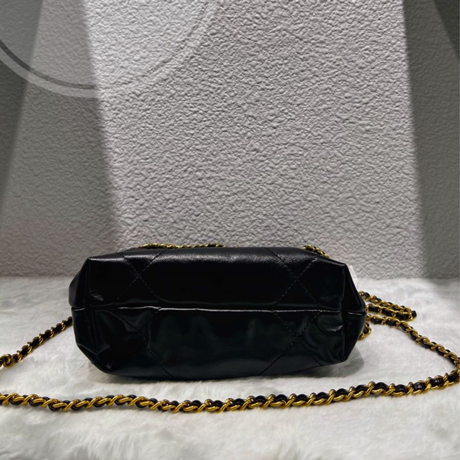 ► 全新Chanel 22 mini bag黑金-7