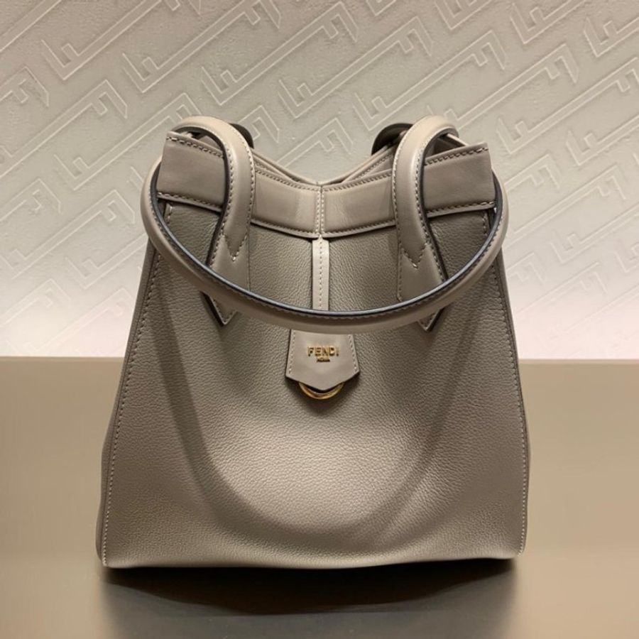 "限時降價"-Fendi 8BH414 中款 紋理小牛皮 Origami包 鴿灰色《當季專櫃正售★全新商品 》-5