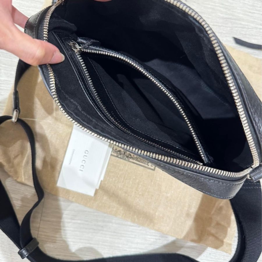/二手極新/ GUCCI Jumbo GG 675891黑色帆布郵差包-3