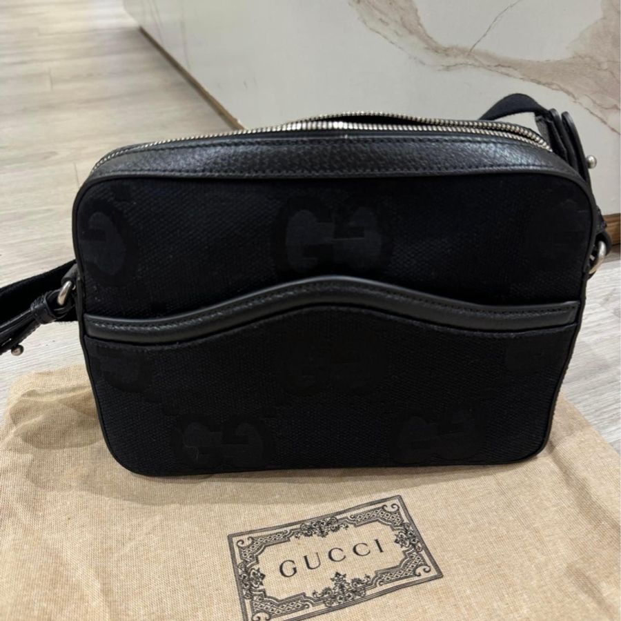 /二手極新/ GUCCI Jumbo GG 675891黑色帆布郵差包-5