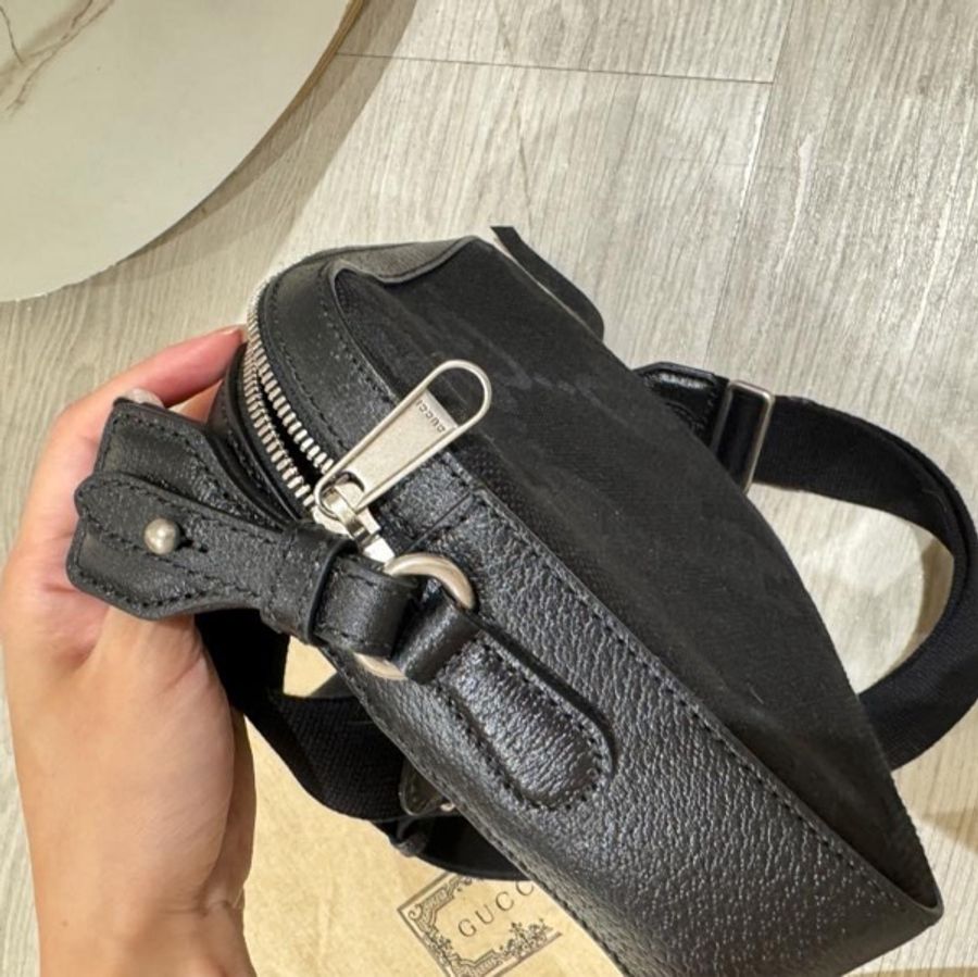 /二手極新/ GUCCI Jumbo GG 675891黑色帆布郵差包-9