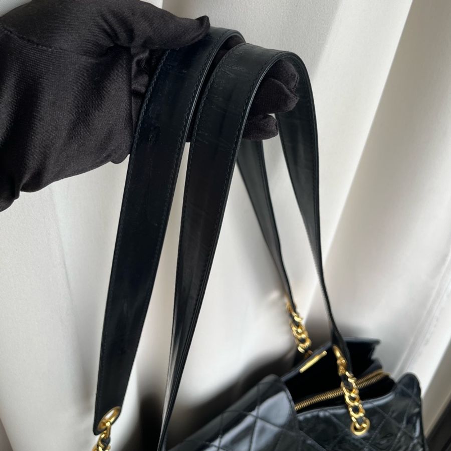 (朴敘俊、GD權志龍同款)Chanel 香奈兒 機場包 飛機包 大包 黑金配色 氣場十足 肩背包 單肩包-22