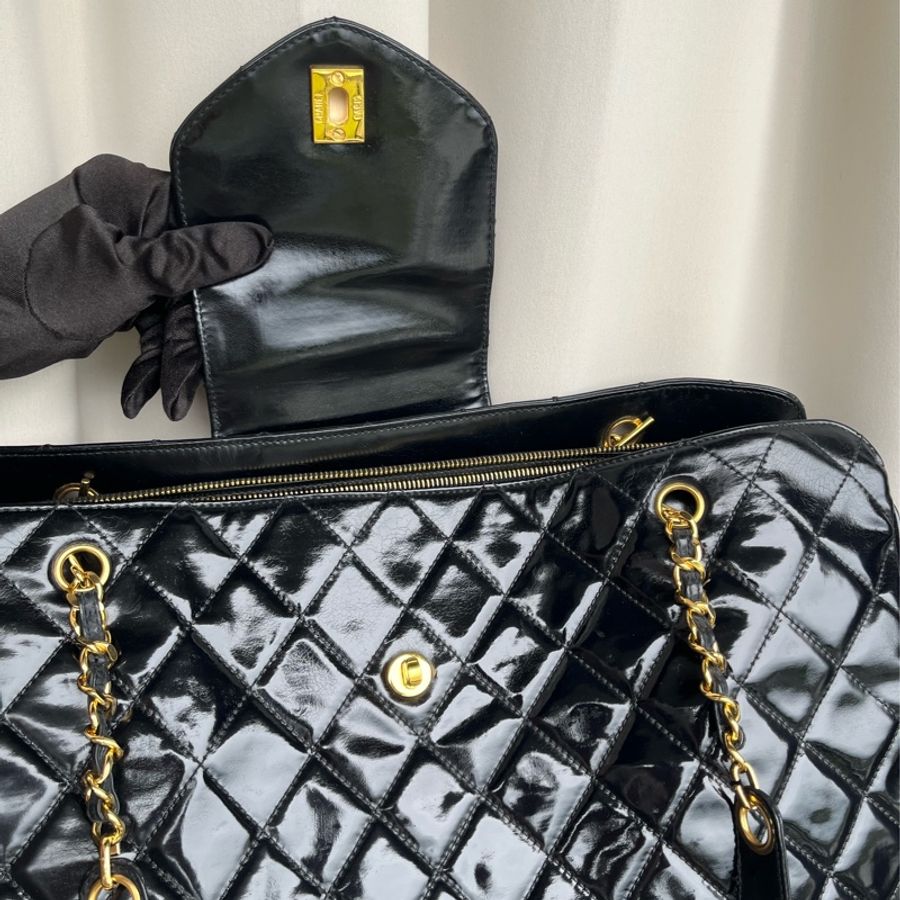 (朴敘俊、GD權志龍同款)Chanel 香奈兒 機場包 飛機包 大包 黑金配色 氣場十足 肩背包 單肩包-23