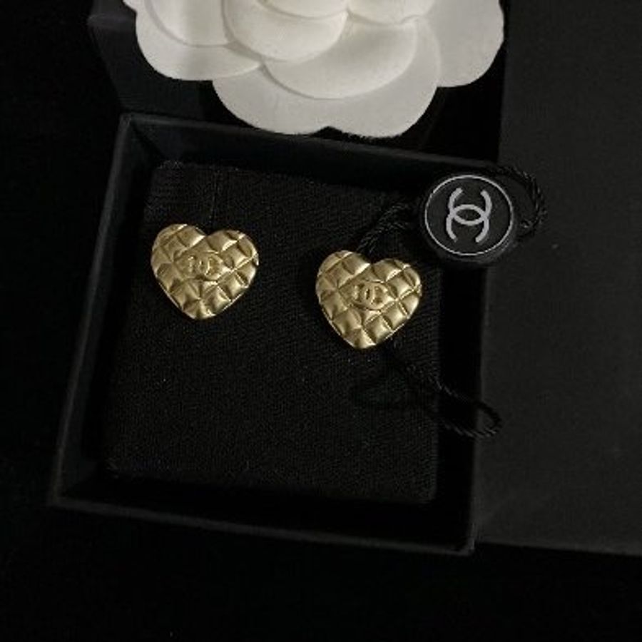 CHANEL 立體愛心菱格紋耳環-0