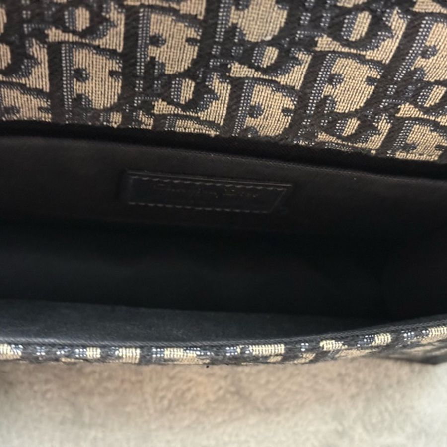 Small 30 Montaigne Bag-16