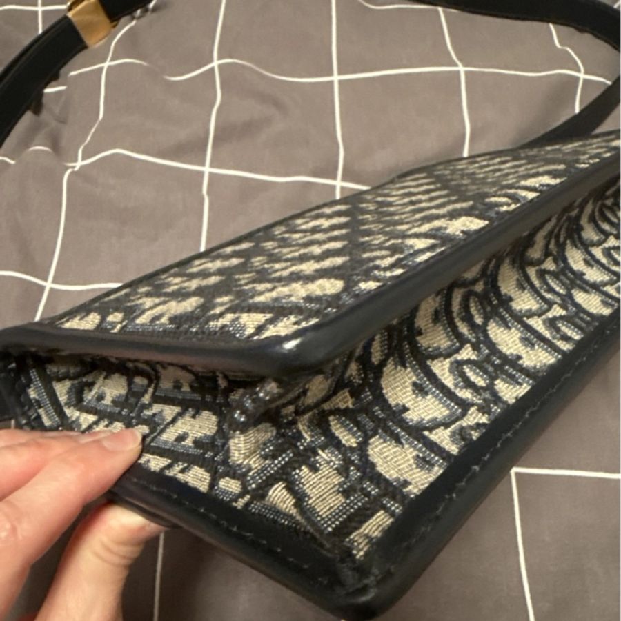 Small 30 Montaigne Bag-14