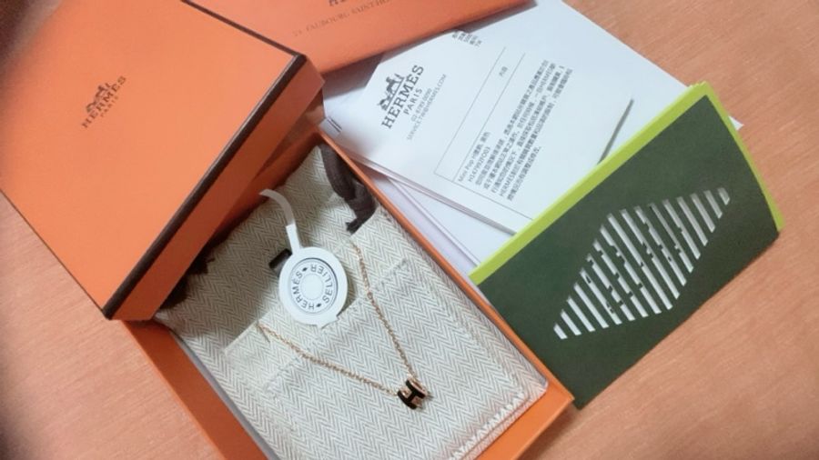 HERMES 愛馬仕 POP橢圓琺瑯H字母金屬LOGO簍空設計項鍊(迷你/黑x玫瑰金)-1