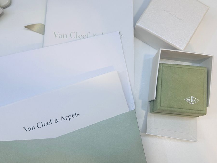 全新Van Cleef & Arpels Sweet Alhambra手鍊 18K玫瑰金全新-1