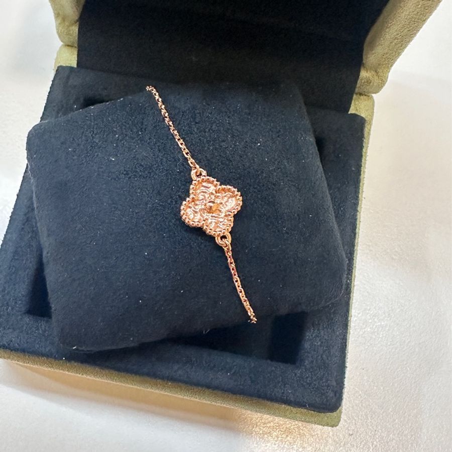 全新Van Cleef & Arpels Sweet Alhambra手鍊 18K玫瑰金全新-4